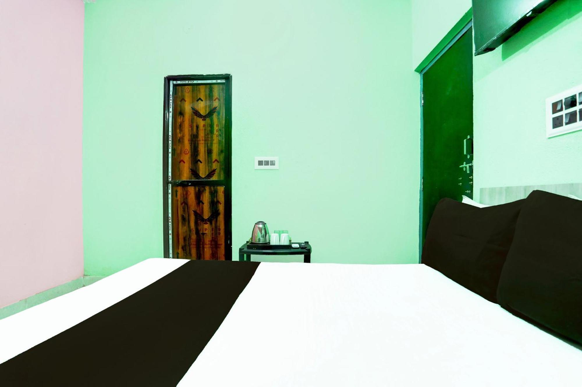 Hotel O Mochu Vatika Marriage Hall & Guest House Patna  Kültér fotó