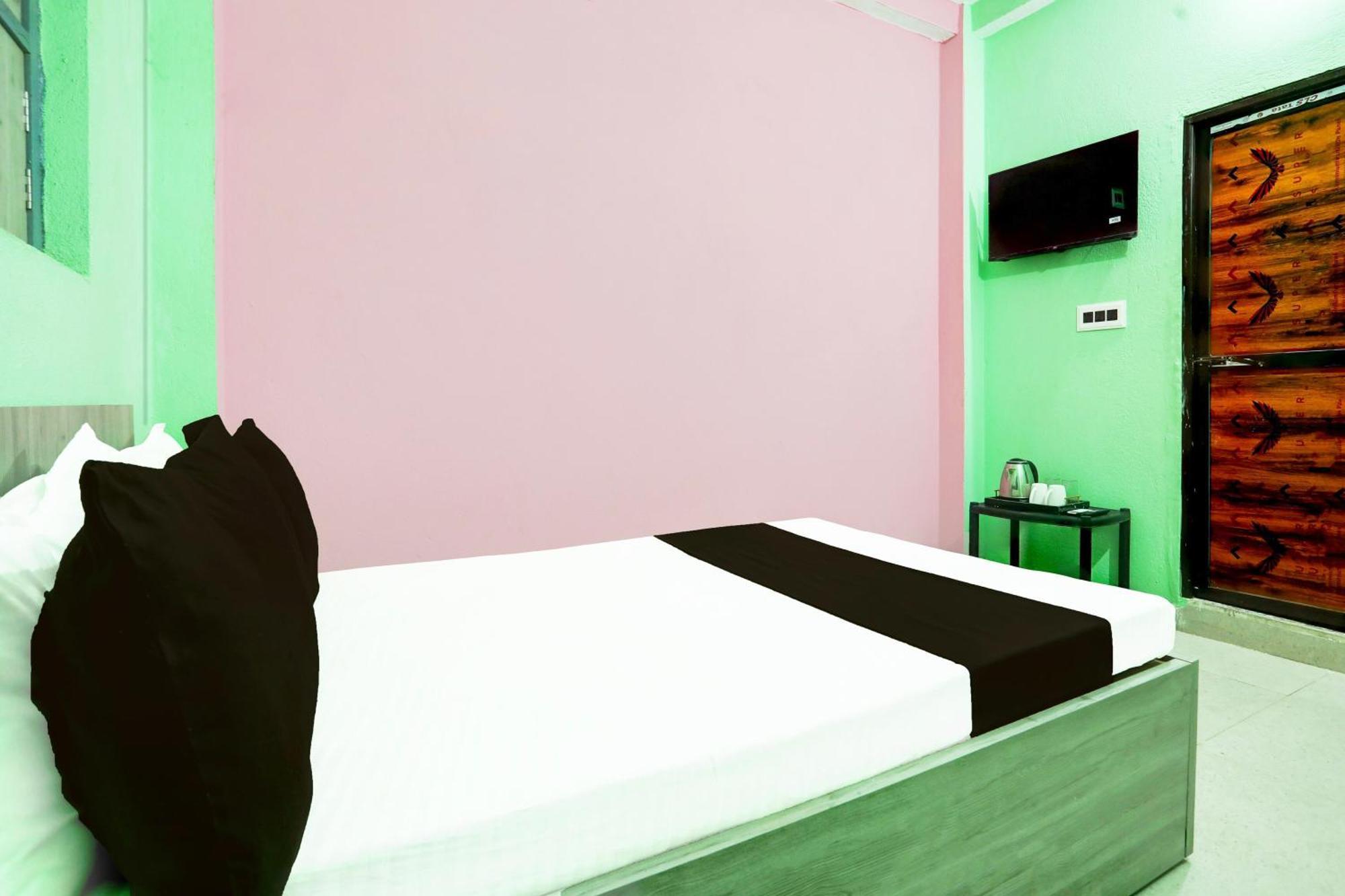 Hotel O Mochu Vatika Marriage Hall & Guest House Patna  Kültér fotó
